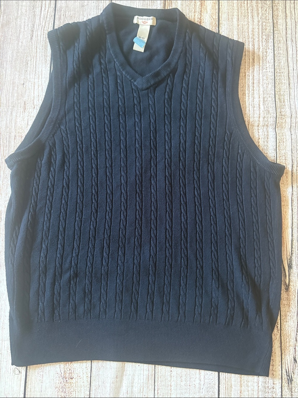 Dockers Men's Navy Cable-Knit V-Neck Sweater Vest